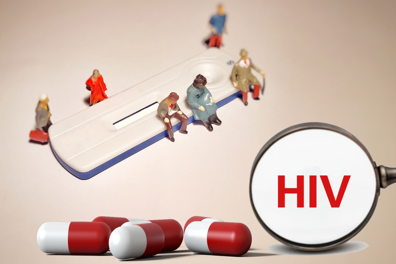 HIV化学发光法1.1，金标法“阴”，会不会假阳？