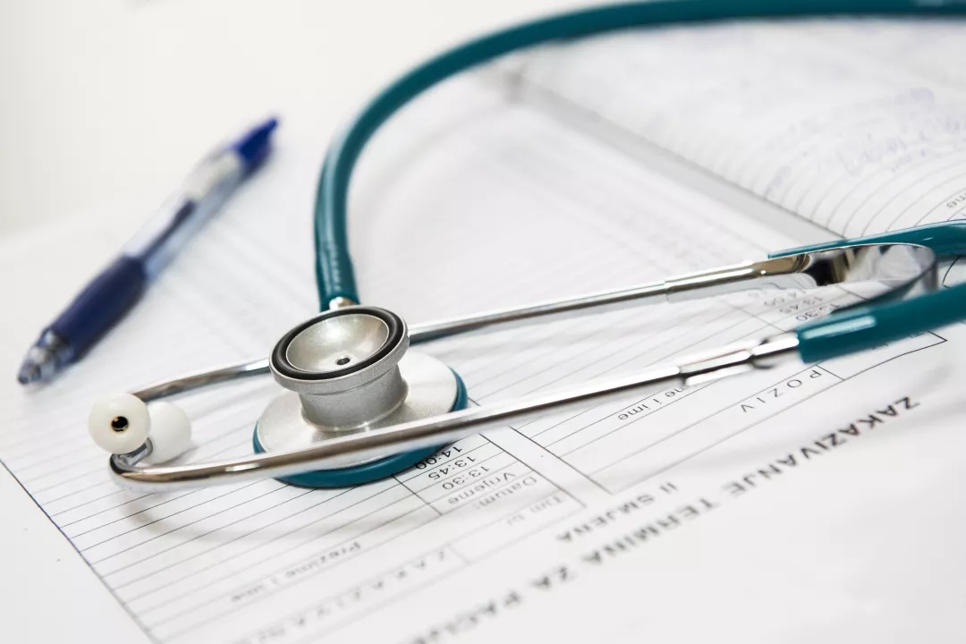 【双语】大数据解读HIV感染者的CD4计数 چوڭ سانلىق مەلۇماتلار ئەيدىز ۋىرۇسى بىلەن يۇقۇملانغۇچىنىڭ س د 4 سانىنى چۈشەندۈ