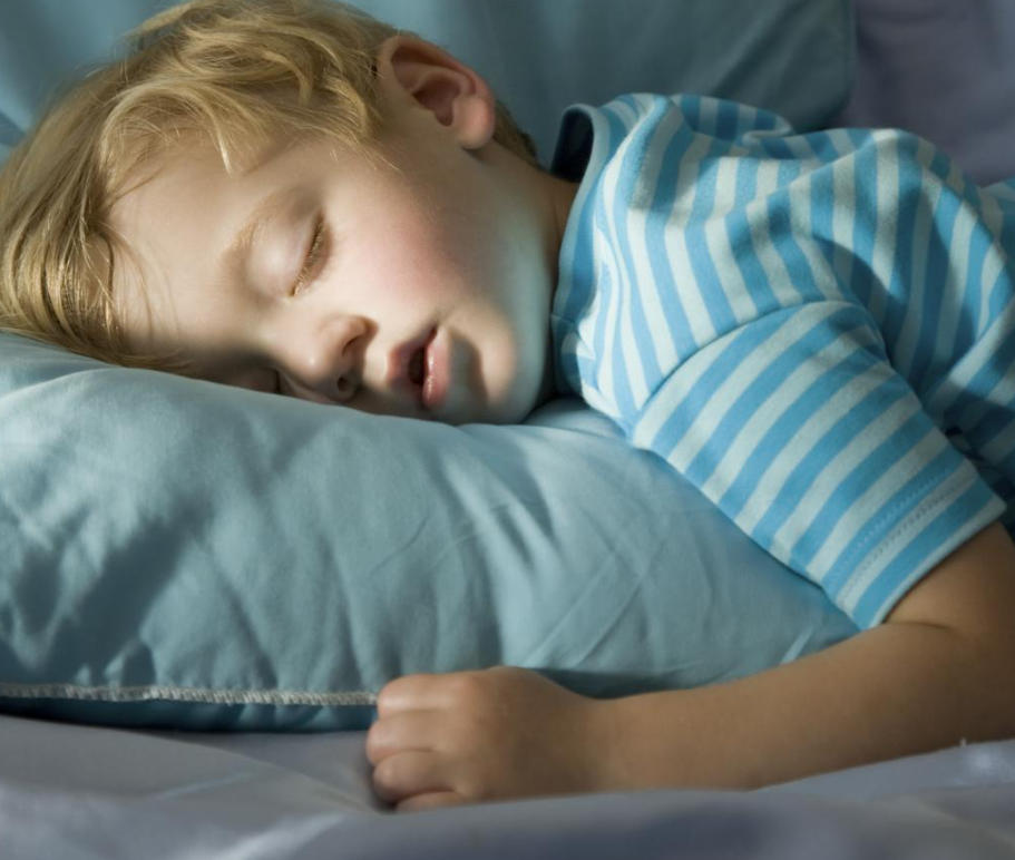 《柳叶刀·艾滋病》：睡眠问题会缩短艾滋感染者的健康生活年限